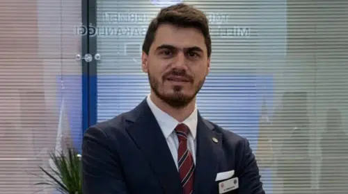 İskender Balcı: “Türkiye’deyim”, Özata Denizcilik’ten istifa ettiğini açıkladı