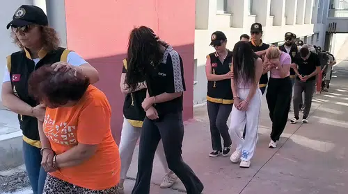Adana merkezli operasyonda kataloglu fuhuş çetesine darbe: 17 tutuklama