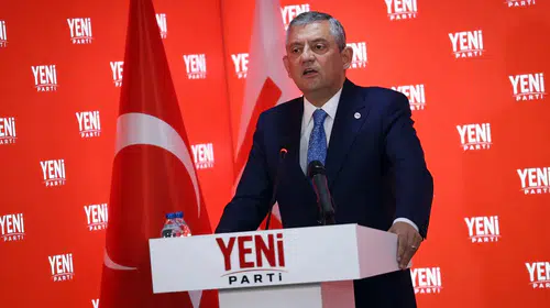 Yeni Parti Genel Başkanı Özel: Bu hikayeyi kimse dışarıdan seyretmesin