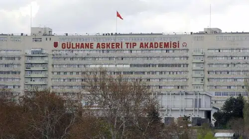 Emekli Tümamiral Bağcıoğlu'ndan askeri sağlık sistemi uyarısı: Türkiye'nin zaman kaybetme lüksü yok