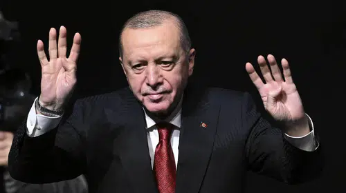 Erdoğan: 50'den fazla ülkede FETÖ okullarının kapatılmasını sağladık