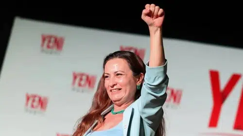 Tutuklu YENİ Parti Manisa İl Başkanı Özalper yeniden aday