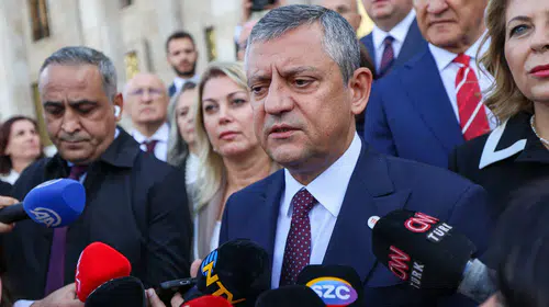 Özgür Özel: Erdoğan ya istifa etsin ya da sandığı getirsin