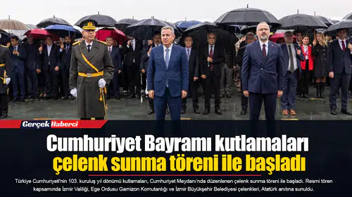 Cumhuriyet Bayramı kutlamaları çelenk sunma töreni ile başladı