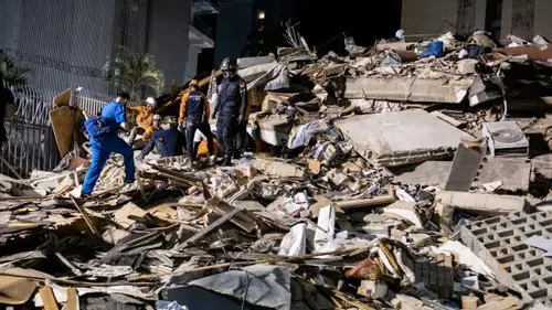 Art arda iki büyük deprem Venezuela'yı yıktı! Olağanüstü hal ilan edildi