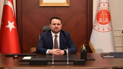 Adalet Bakanlığına 15 bin personel alınacak