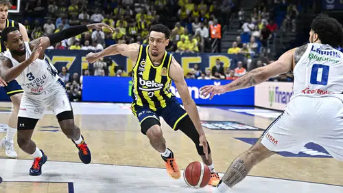 Fenerbahçe Beko’dan final için dev adım! Seride farkı ikiye çıkardı...