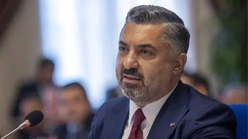 Sınavsız memuriyet iddiasını yazan gazeteye 100 bin liralık tazminat davası