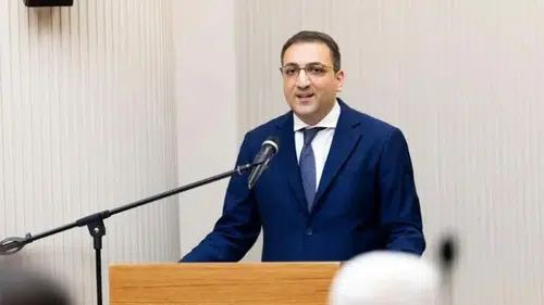 Gözaltına alınan Balçova Belediye Başkanı Onur Yiğit'e ev hapsi verildi