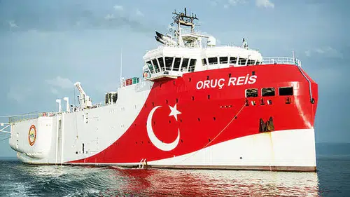 Oruç Reis Gemisi, Somali görevinin ardından Taşucu'nda ikmal yaptı, yeni bölgeye yöneliyor