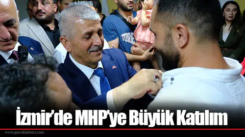İzmir’de MHP’ye Büyük Katılım