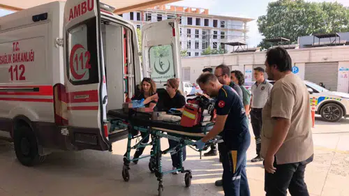 Sitede kaybolan 2 yaşındaki çocuk yüzme havuzunda ölü bulundu