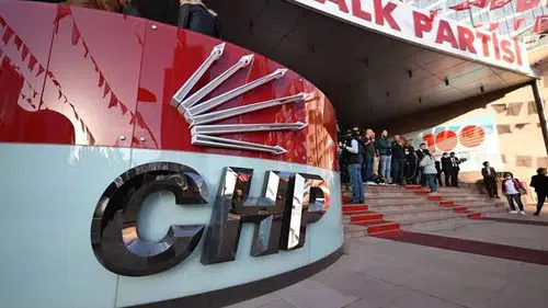 CHP'de 4 il teşkilatı feshedildi