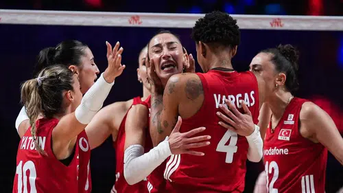2026 VNL şampiyonu Türkiye: Vargas'tan 32 sayı, Brezilya'ya 3-1 üstünlük