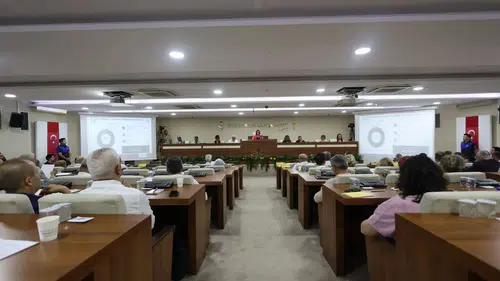 Karabağlar Meclisi’nde CHP-YENİ Parti gerilimi