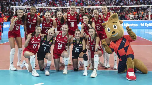 A Milli Kadın Voleybol Takımı Macaristan'ı 3-0 mağlup etti