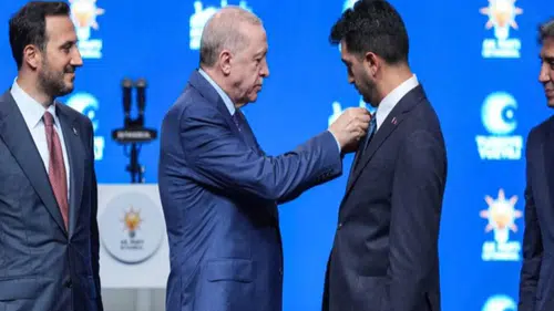 Otuzdan fazla belediye başkanının AK Parti'ye geçeceği öne sürüldü