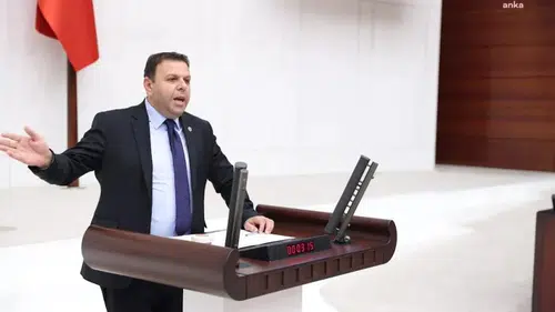 Bağımsız Milletvekili Ediz Ün, CHP'ye katıldı