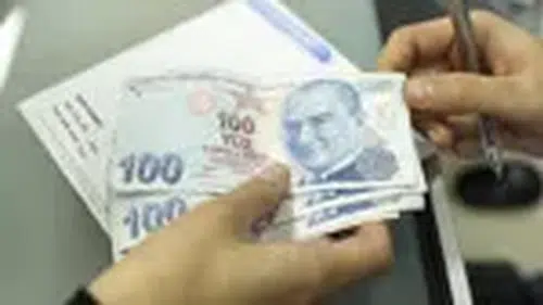 AK Parti'nin seçim öncesi emekli ve asgari ücretli zam planı konuşuluyor