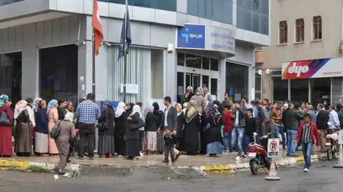 DİSK-AR raporu: İşsizlik Fonu'nun yarısı işverenlere aktarıldı
