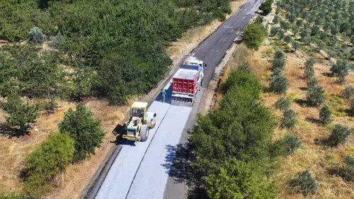 Manisa Büyükşehir’den Gördes İlçesine 14 Kilometrelik Asfalt Çalışması