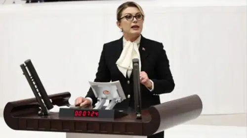 Osmaniyeli çiftçi Asu Kaya'ya dert yandı: Mazot 80 lira, MHP'ye oy verdiğime pişmanım