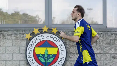 Kerem Aktürkoğlu takımla çalışmalara başladı
