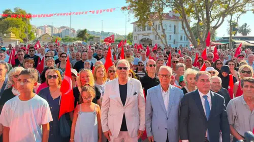 Bandırma belediye başkanı ve 16 meclis üyesi YENİ Parti'ye katıldı