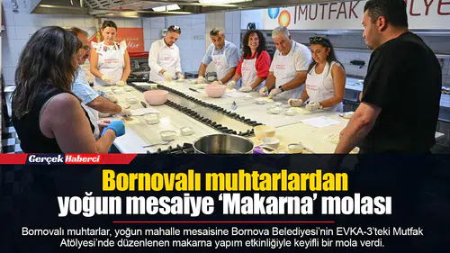 Bornovalı muhtarlardan yoğun mesaiye ‘Makarna’ molası