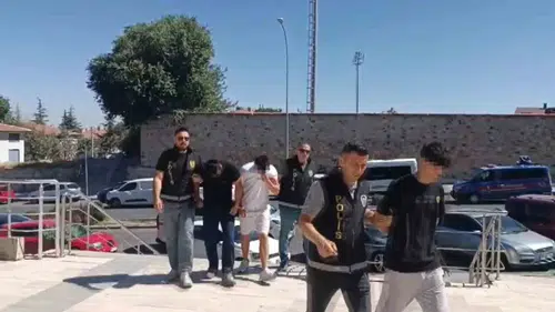 Sazan sarmalı dolandırıcılığına 3 ilde operasyon: 2 tutuklama