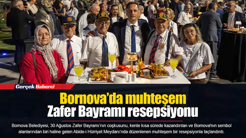 Bornova’da muhteşem Zafer Bayramı resepsiyonu