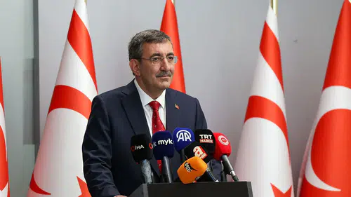 Cevdet Yılmaz: Dijital izolasyon çabalarına fiber projesiyle cevap veriyoruz