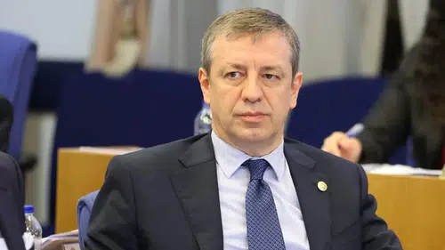 Rahmi Aşkın Türeli, Sosyal Demokrasi Derneği’nden istifa etti