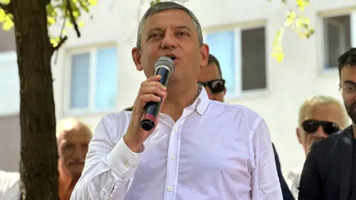 Yeni Parti Genel Başkanı Özel: İktidara gelince bütün otoyolları devletleştireceğiz