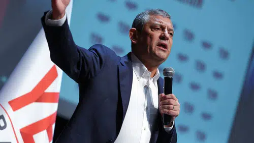 Özgür Özel: “Bunlar cezalandırılmadan, bu Erdoğan iktidara devam ediyorsa bu soygunun baş sorumlusudur