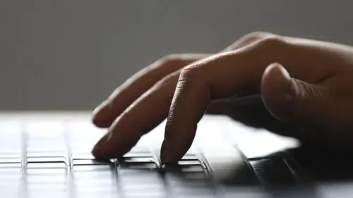 Ankara'da 420 internet sitesine erişim engeli