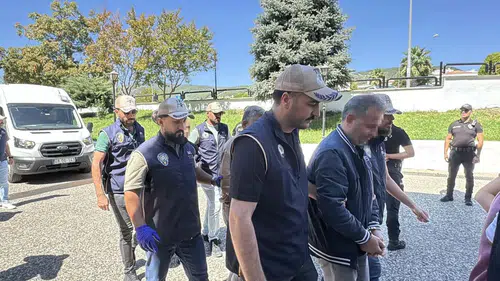 Erdoğan suikast timi sanığına yardım iddiasıyla 10 şüpheli adliyede