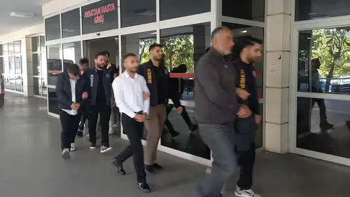 Manisa merkezli 12 ilde fon dolandırıcılığı operasyonu: 20 gözaltı