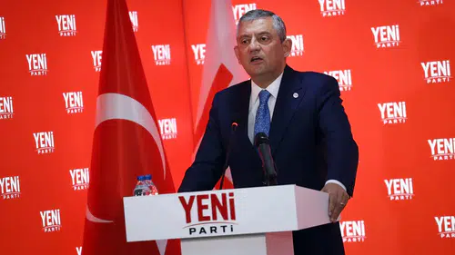 Yeni Parti Genel Başkanı Özel: Bu hikayeyi kimse dışarıdan seyretmesin