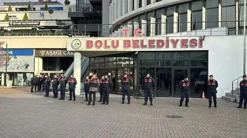 Bolu Belediyesi ihalesinde 34 milyon lira usulsüzlük: Tanju Özcan dahil 7 kişi tutuklama istemiyle sevk edildi