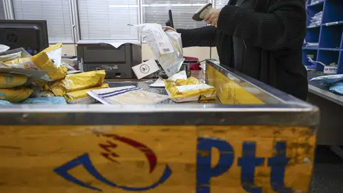 PTT-SEN: 60’tan fazla taşeron işçi SMS ile işten çıkarıldı