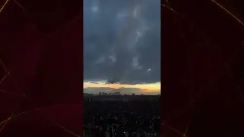 Türk Yıldızları Cumhuriyet Bayramı'nda Anıtkabir üzerinde saygı uçuşu yaptı