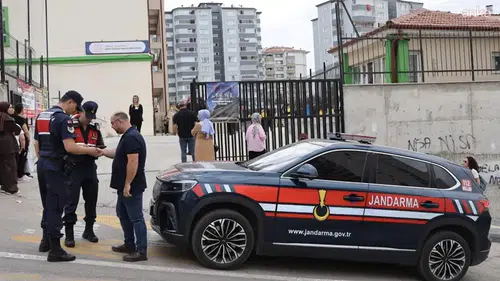 Ankara'da okul çevresi denetimlerinde 14 aranan şahıs yakalandı