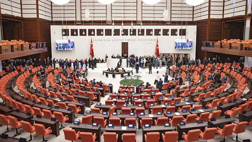 Muhalefetten fon krizi tepkisi: "Organize bir şekilde milleti soymuşsunuz"