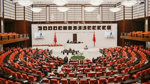 AK Parti'den yeni yasa teklifi: Cumhurbaşkanına teşvik uzatma yetkisi