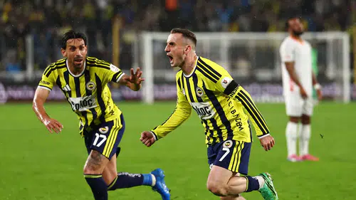 Eski hakemler: VAR, Fenerbahçe'nin iptal edilen golünde çok büyük hata yaptı