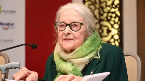 Prof. Dr. İoanna Kuçuradi hayatını kaybetti