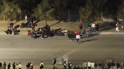 İzmir'de drift baskını: 67 ceza, 17 araç trafikten men edildi