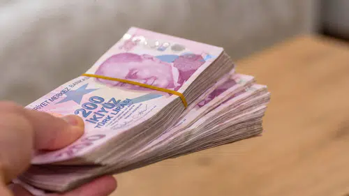 Emekli maaşlarında yeni dönem: 65 yaş üstü ve çalışanlar için ayrı tarife hazırlığı