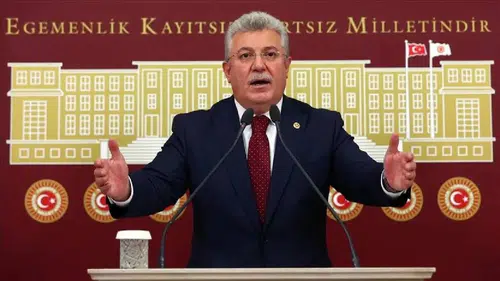 Akbaşoğlu'ndan muhalefete sert tepki: Lekelenmeye seyirci kalmayacağız